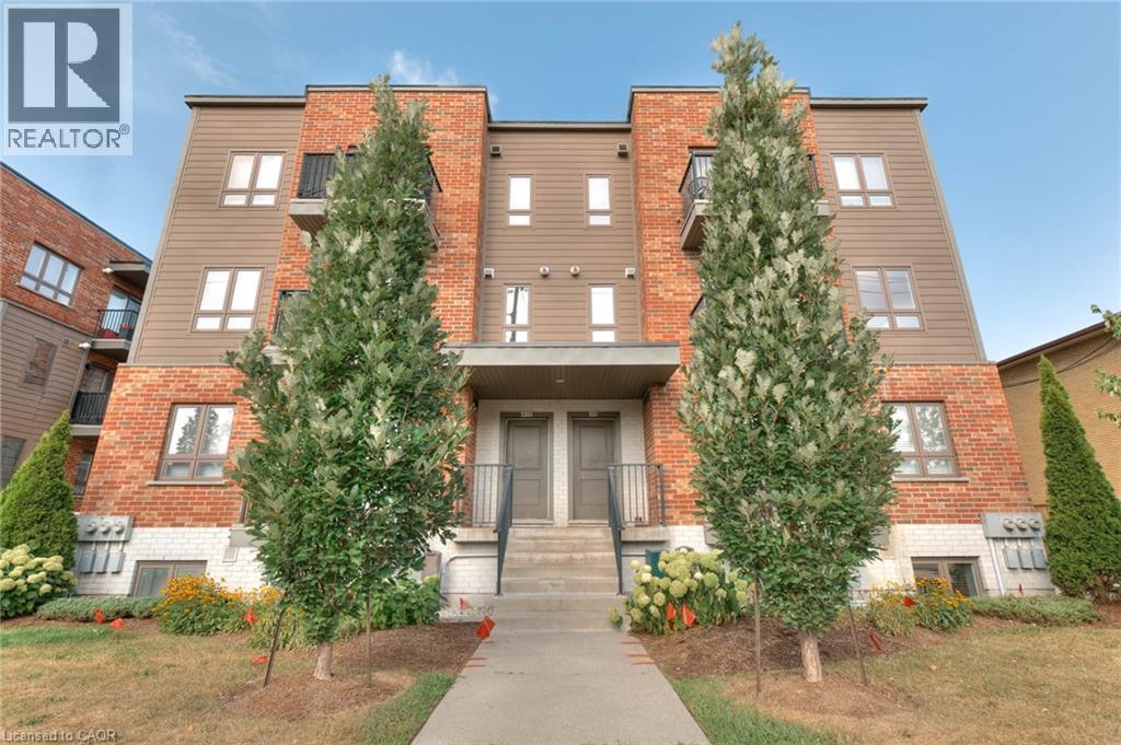 361 Lancaster Street W Unit# A14, Kitchener, ON - Outdoor With Facade