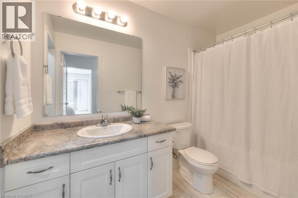 361 Lancaster Street W Unit# A14, Kitchener, ON - Indoor Photo Showing Bathroom