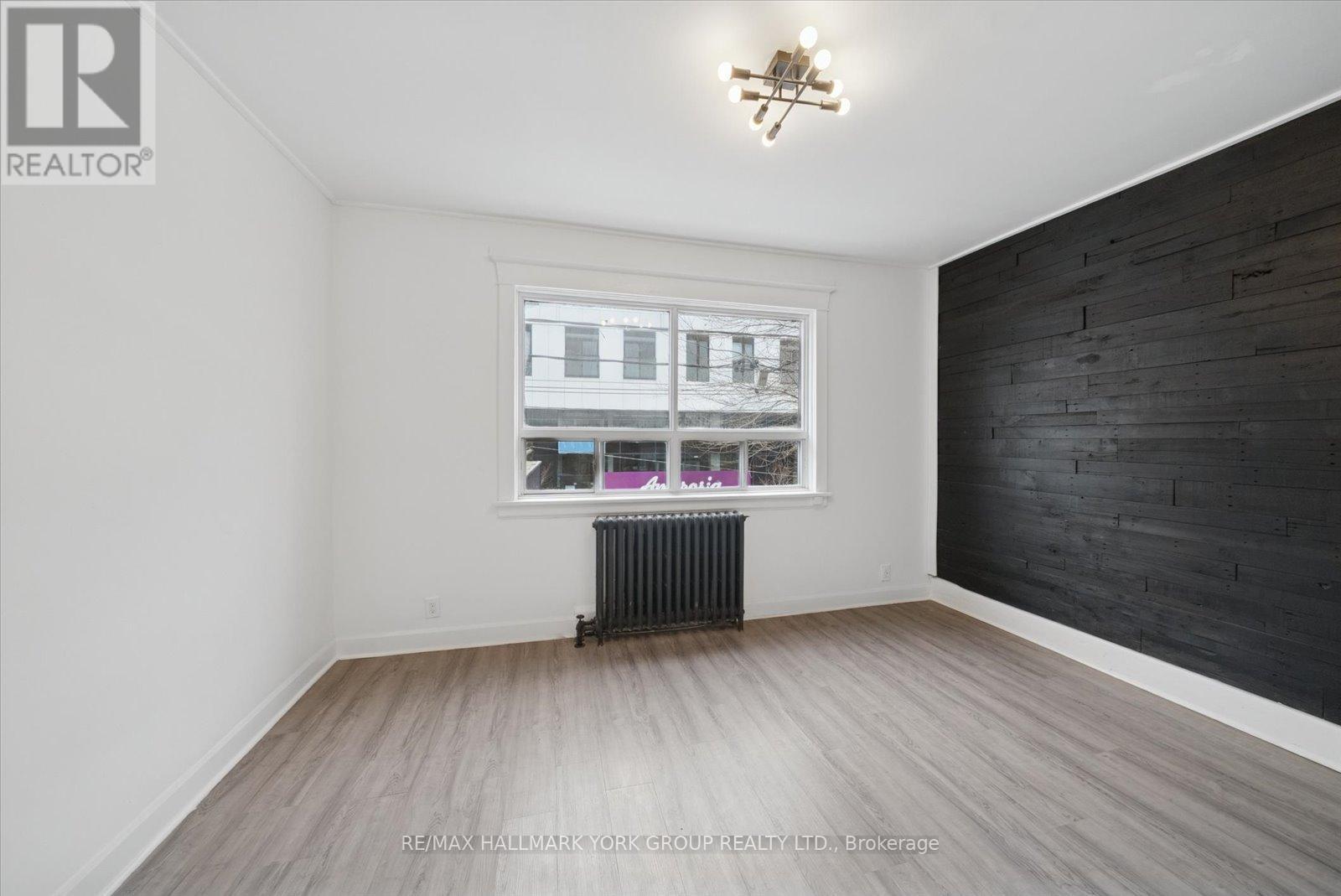 1578A Queen Street E, Toronto, ON