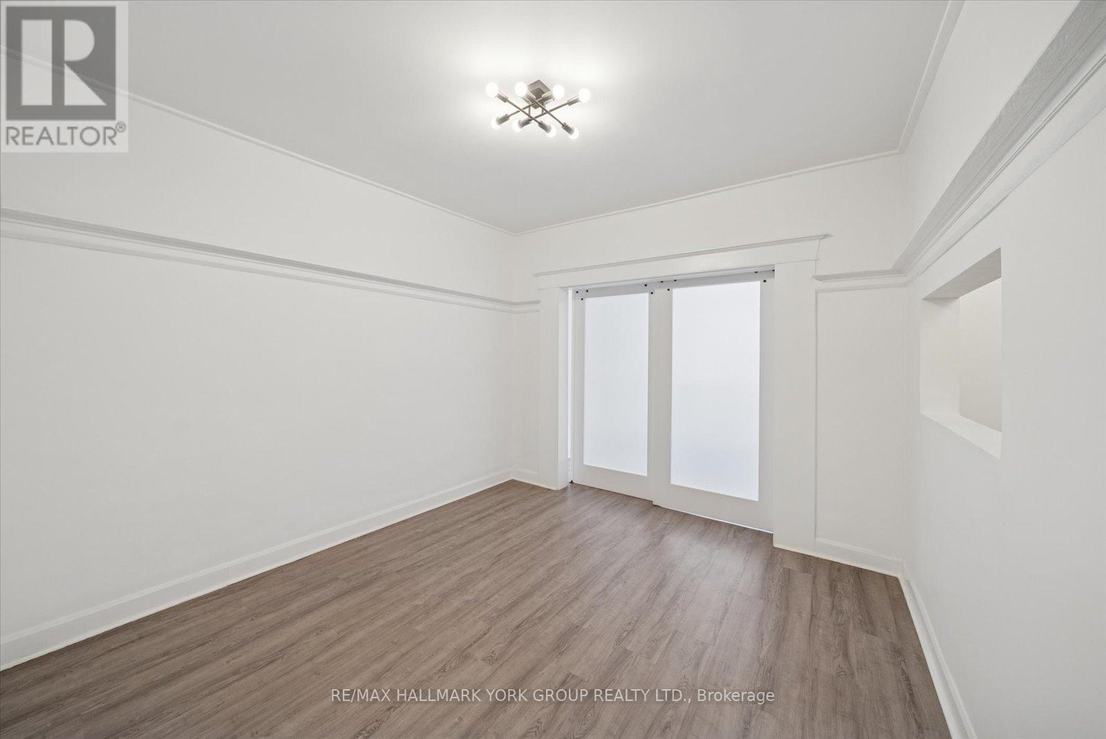 1578A Queen Street E, Toronto, ON