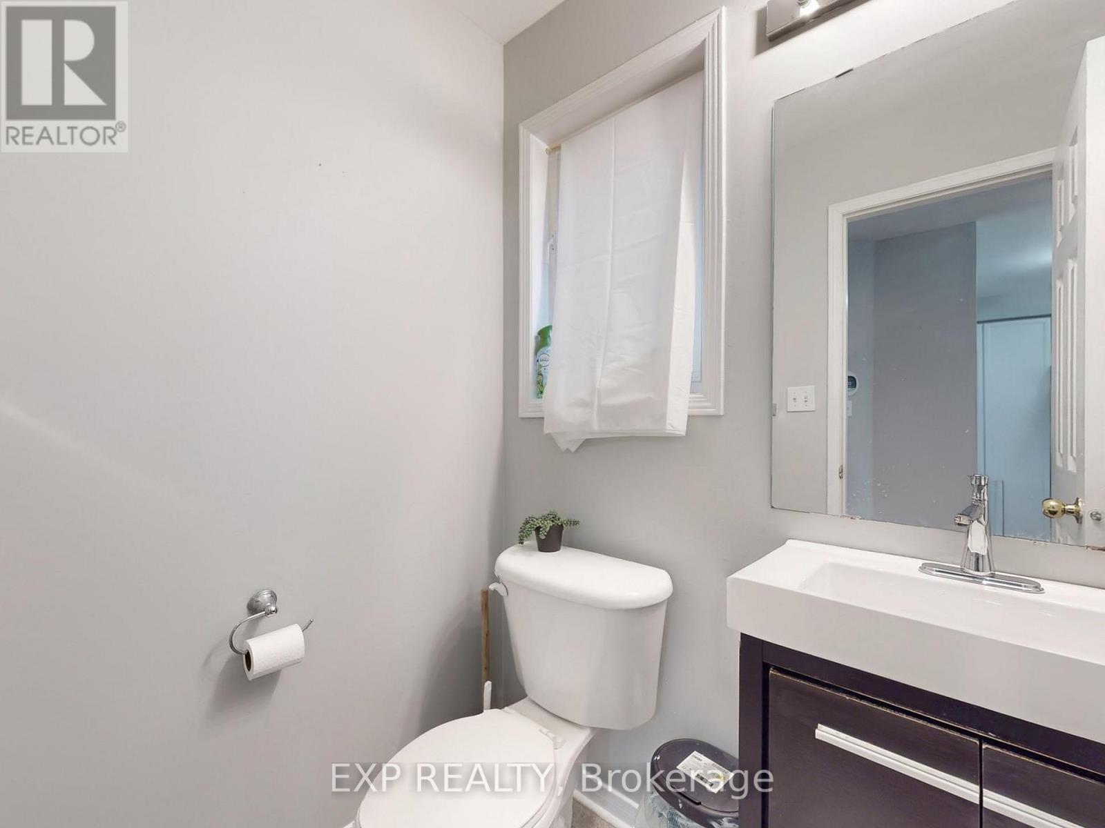 3896 Lacman Trail, Mississauga, ON - Indoor Photo Showing Bathroom