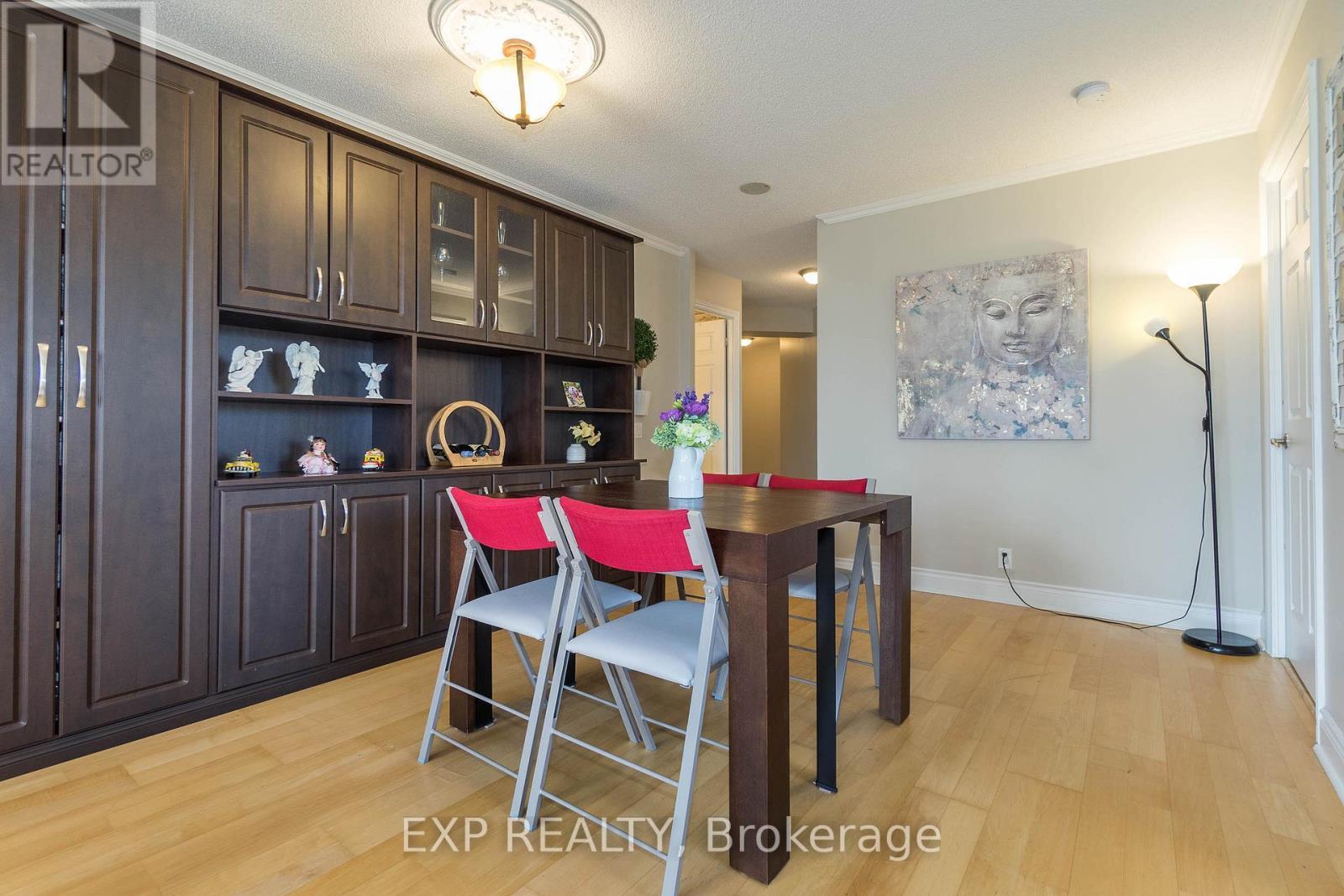 220 - 80 Harrison Garden Boulevard, Toronto, ON - Indoor Photo Showing Dining Room