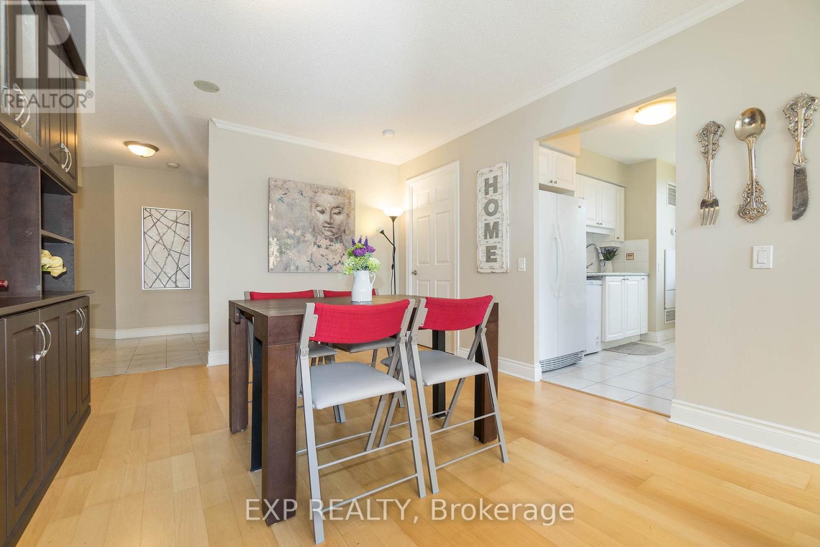 220 - 80 Harrison Garden Boulevard, Toronto, ON - Indoor Photo Showing Other Room