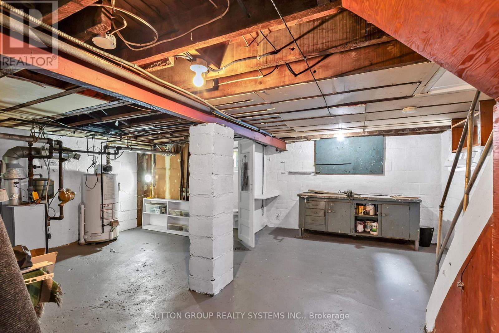 36 Hadley Road, Toronto, ON - Indoor Photo Showing Basement