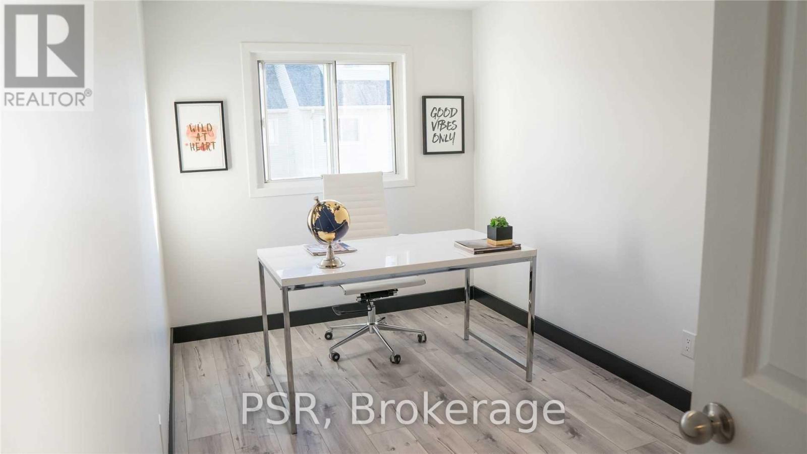 20 - 2 Blackthorn Avenue, Toronto, ON - Indoor Photo Showing Office