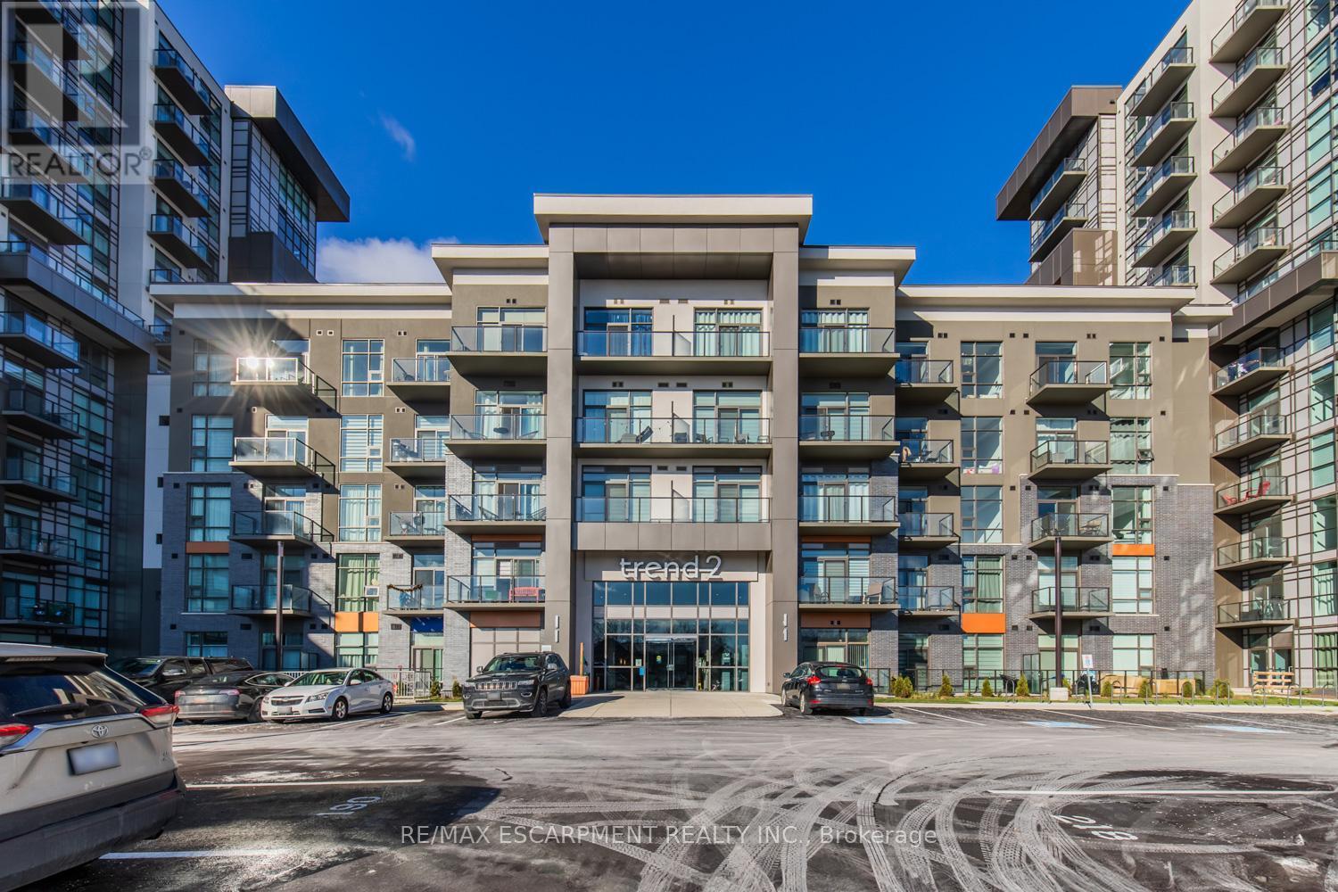 704 - 460 Dundas Street, Hamilton, ON - Outdoor