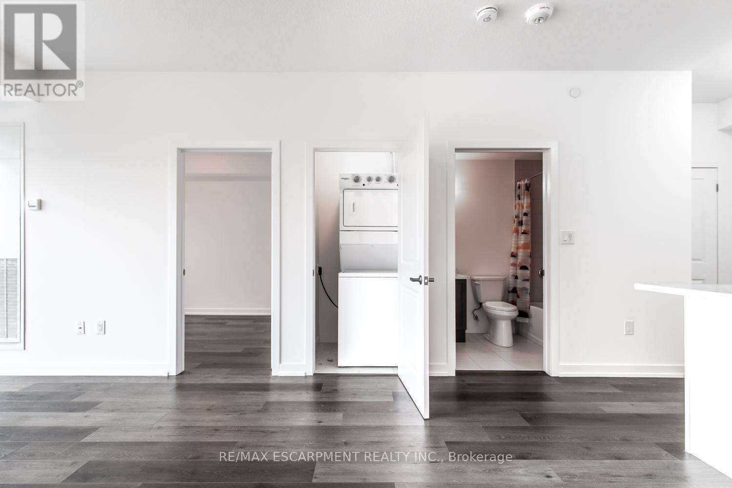 704 - 460 Dundas Street, Hamilton, ON - Indoor Photo Showing Other Room