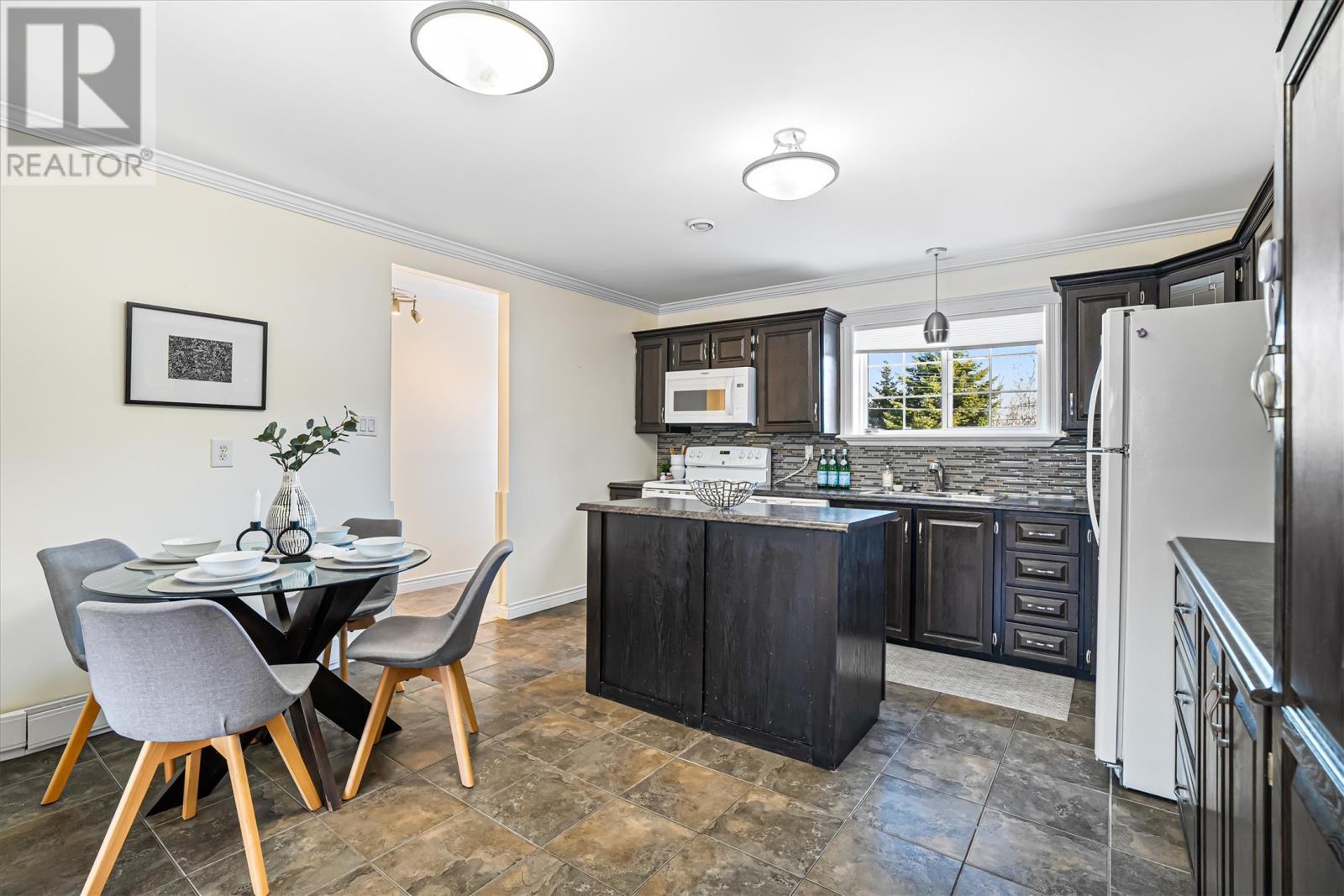 74 Moores Drive, Mount Pearl, NL - Indoor