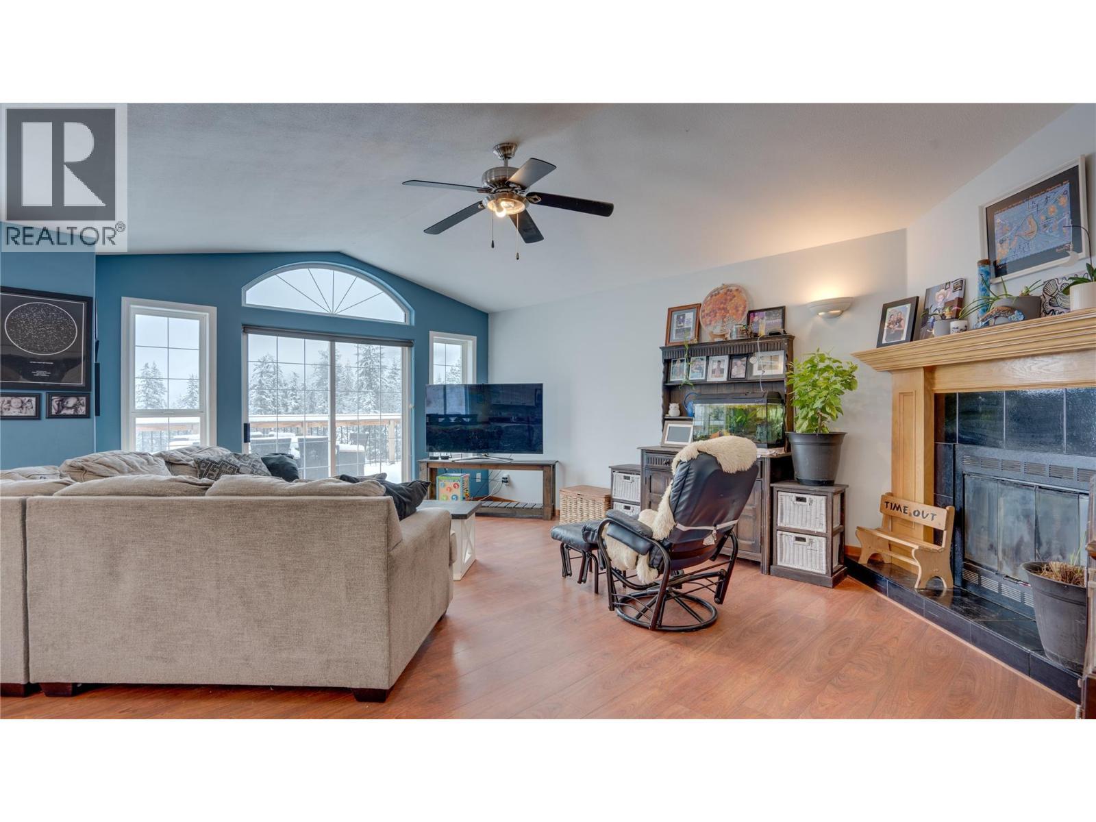 2086 Yankee Flats Road, Salmon Arm, BC