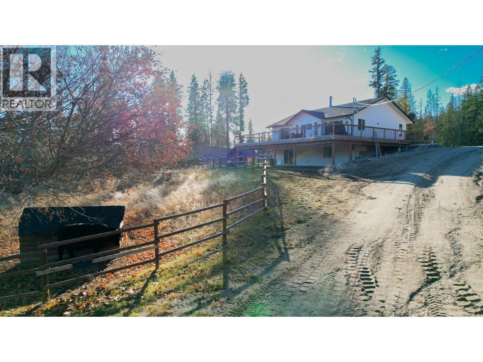 2086 Yankee Flats Road, Salmon Arm, BC
