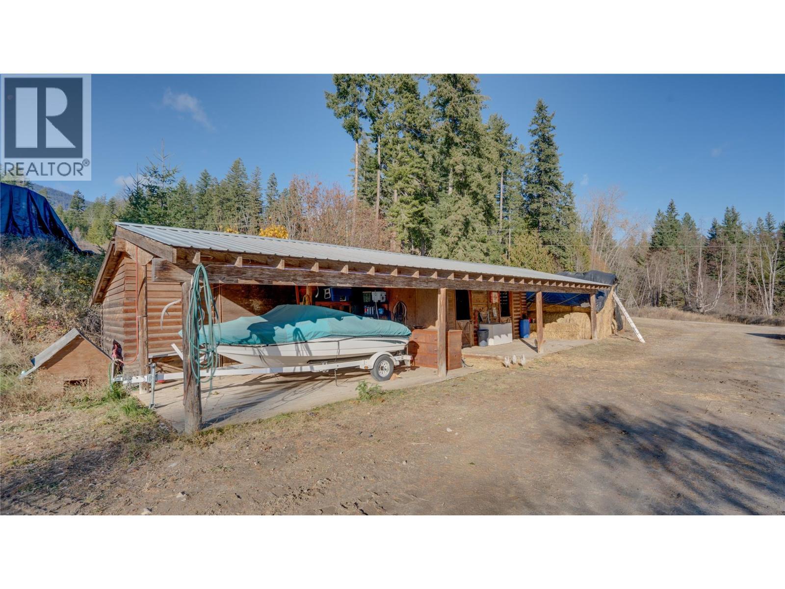 2086 Yankee Flats Road, Salmon Arm, BC