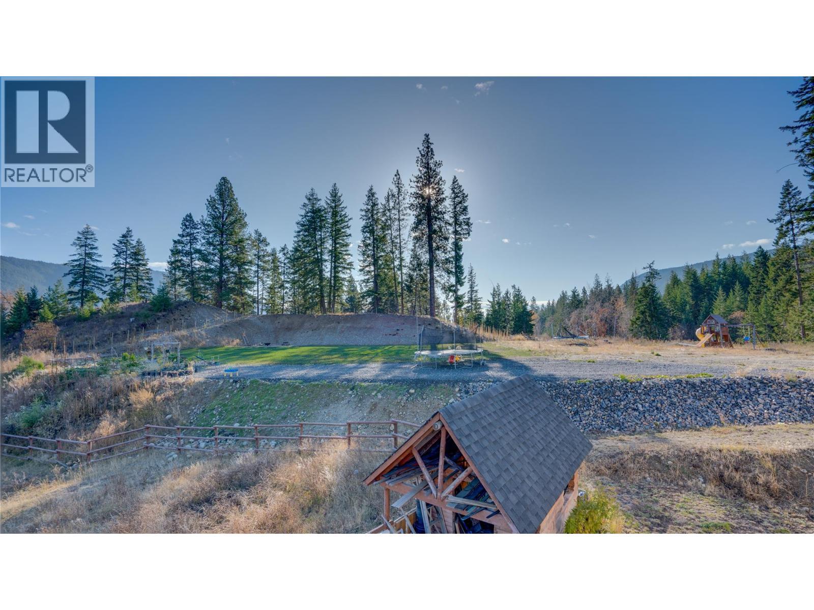 2086 Yankee Flats Road, Salmon Arm, BC