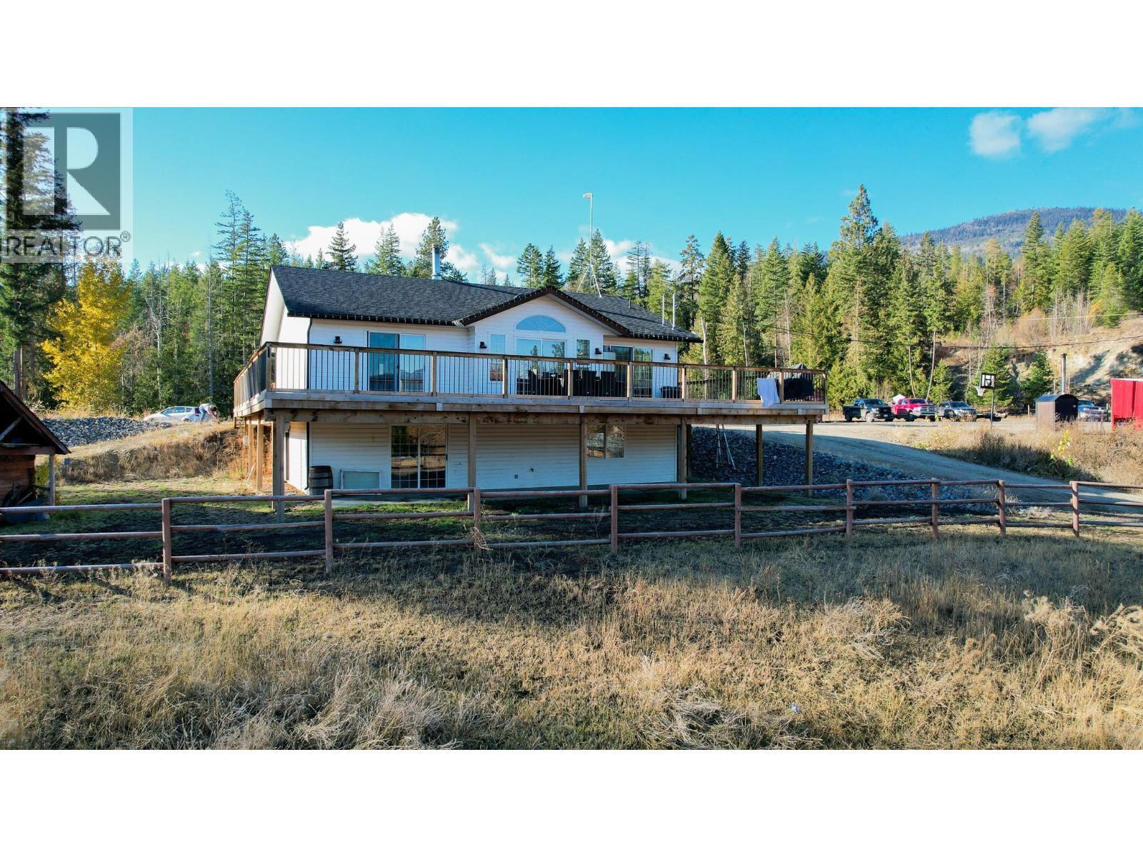 2086 Yankee Flats Road, Salmon Arm, BC