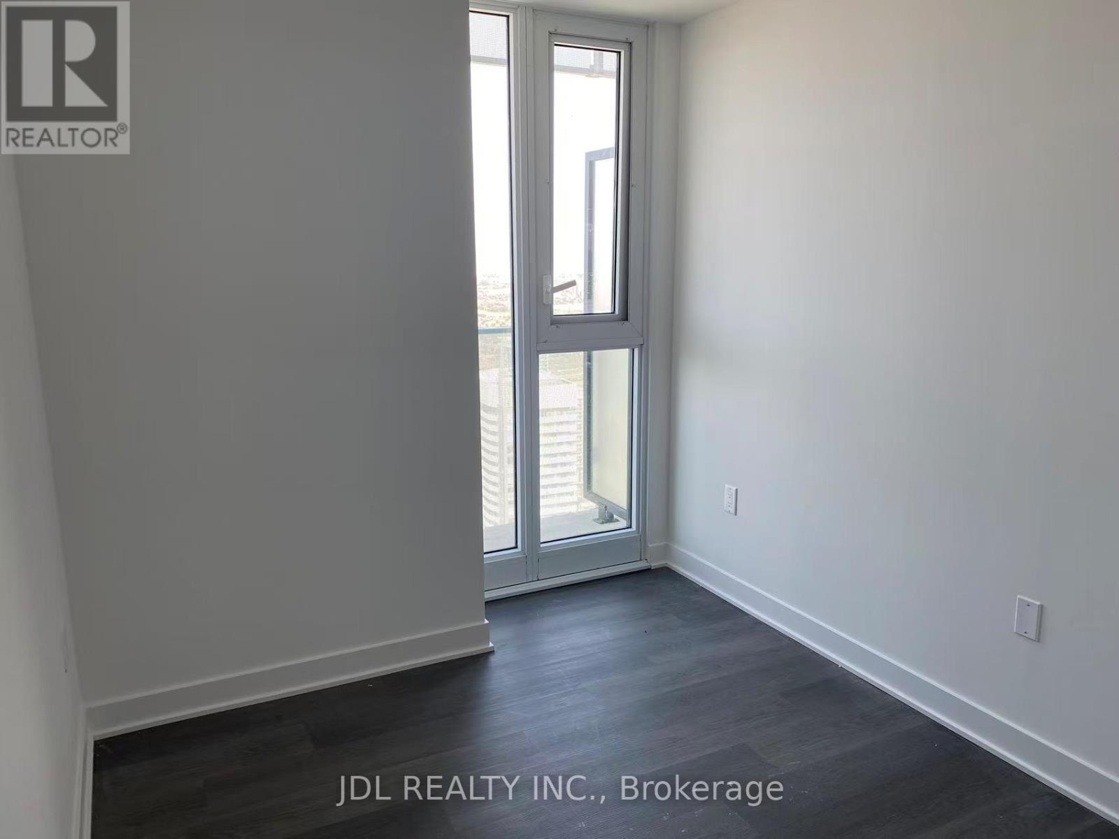 5609 - 3900 Confederation Parkway, Mississauga, ON - Indoor Photo Showing Other Room