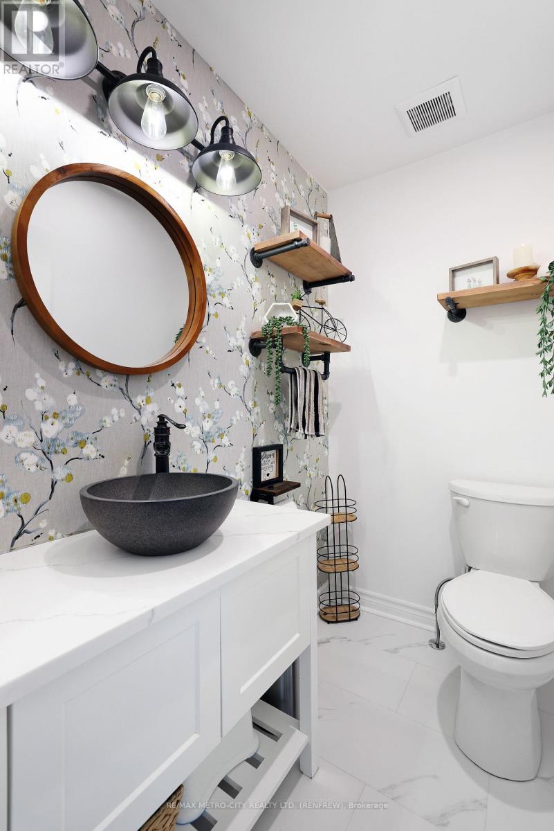 1380 Highway 132 Highway, Admaston/Bromley, ON - Indoor Photo Showing Bathroom