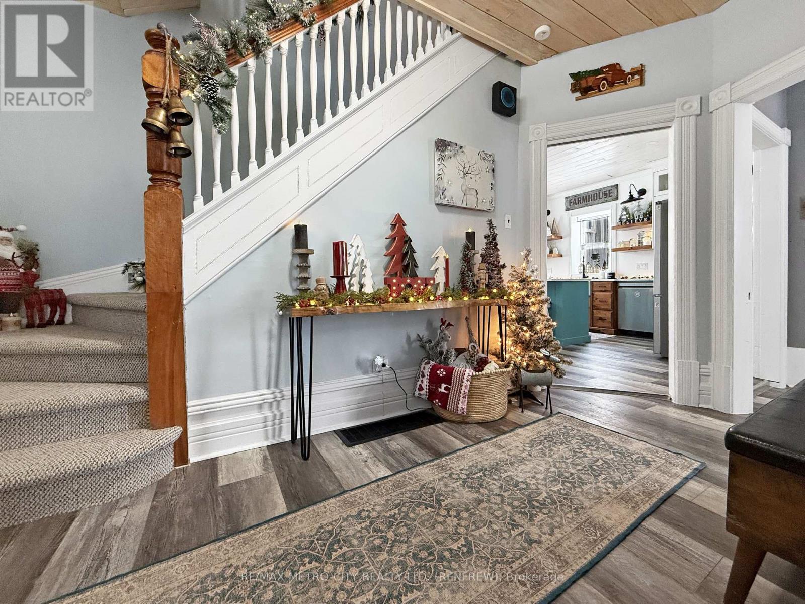 1380 Highway 132 Highway, Admaston/Bromley, ON - Indoor Photo Showing Other Room