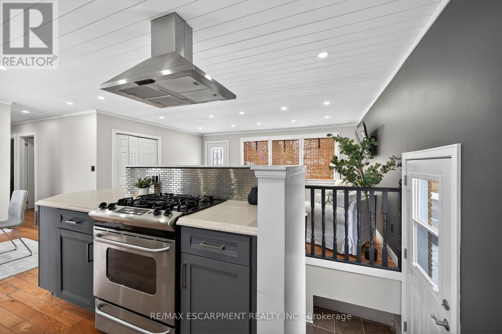 2470 Highway 24, Norfolk, ON - Indoor Photo Showing Kitchen