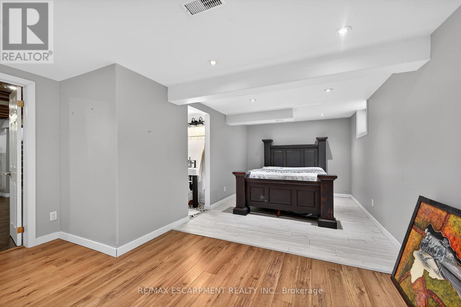 2470 Highway 24, Norfolk, ON - Indoor