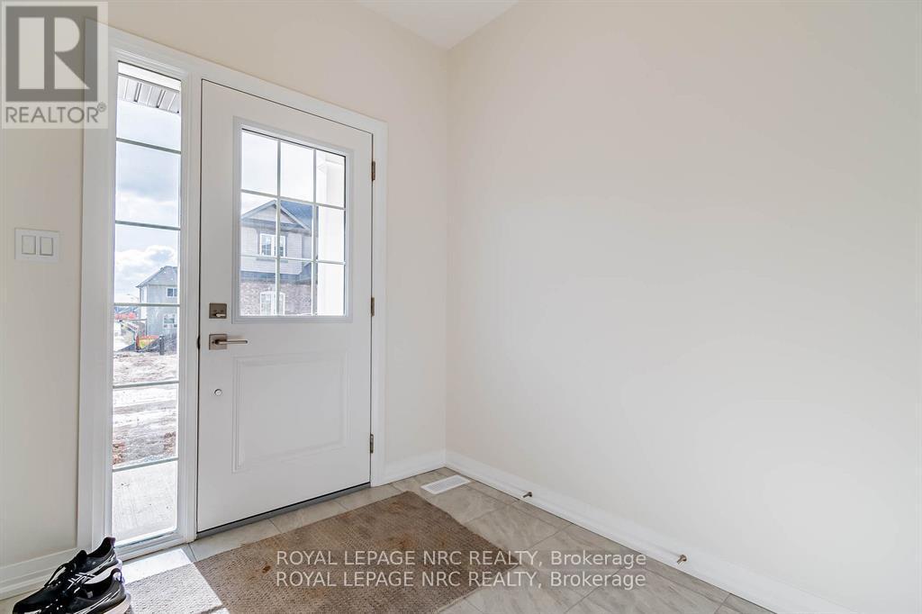 20 - 397 Garrison Road, Fort Erie (Lakeshore), ON - Indoor Photo Showing Other Room