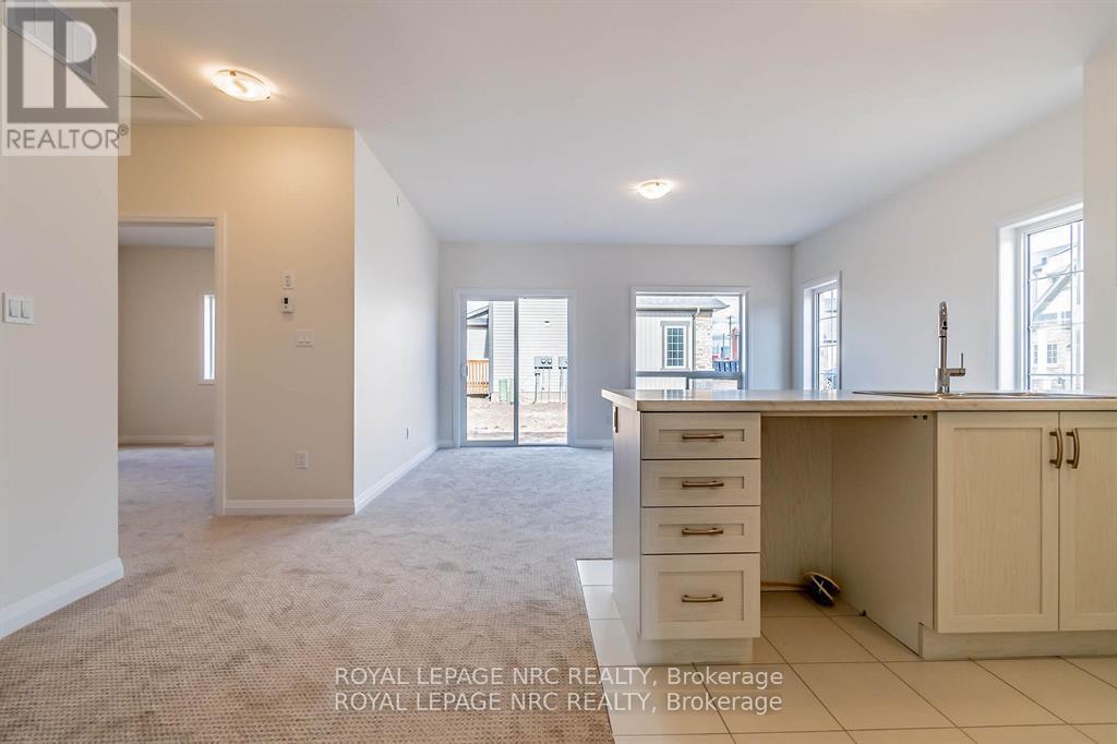 20 - 397 Garrison Road, Fort Erie (Lakeshore), ON - Indoor Photo Showing Other Room