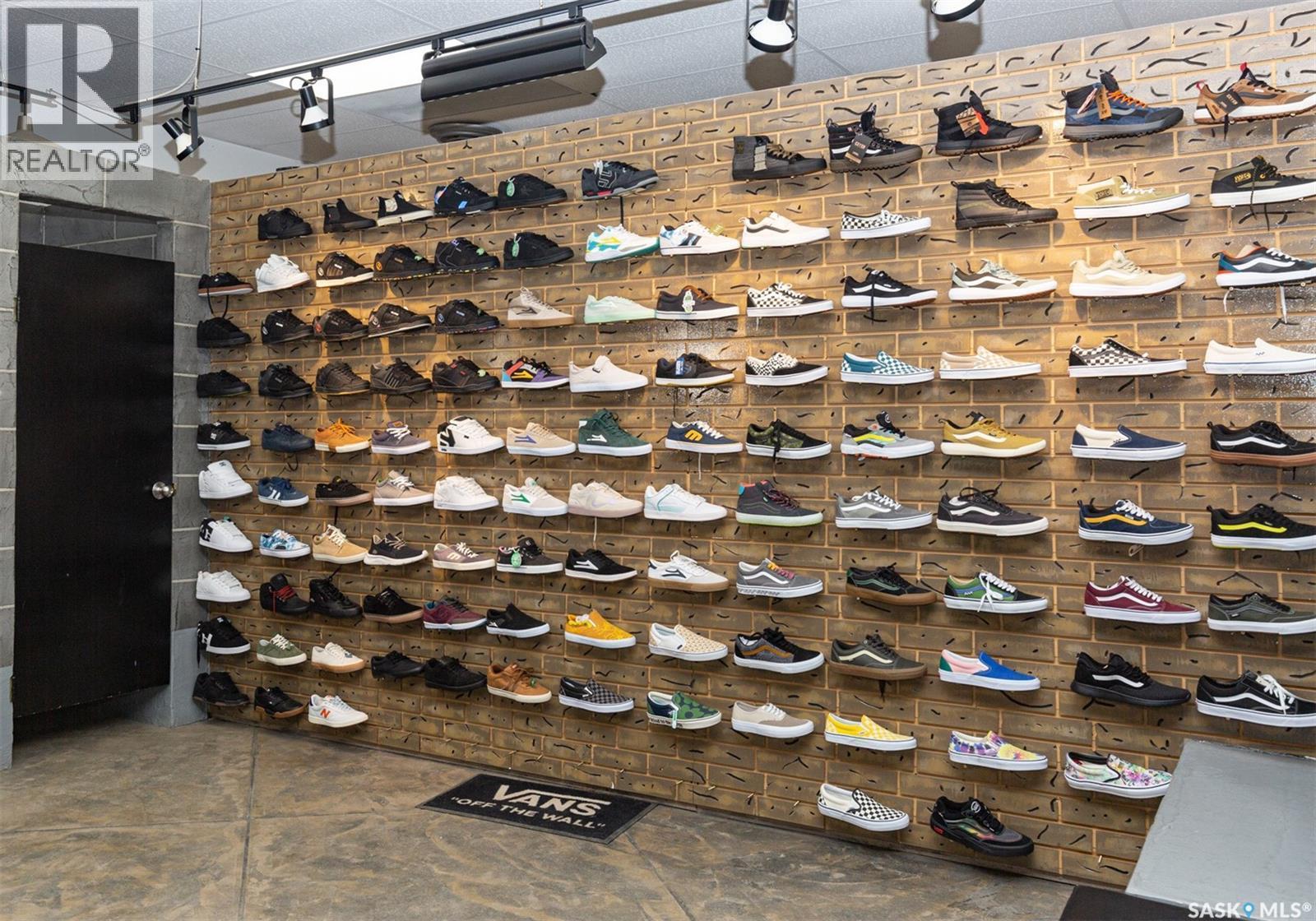 318 Main Street N, Moose Jaw, SK