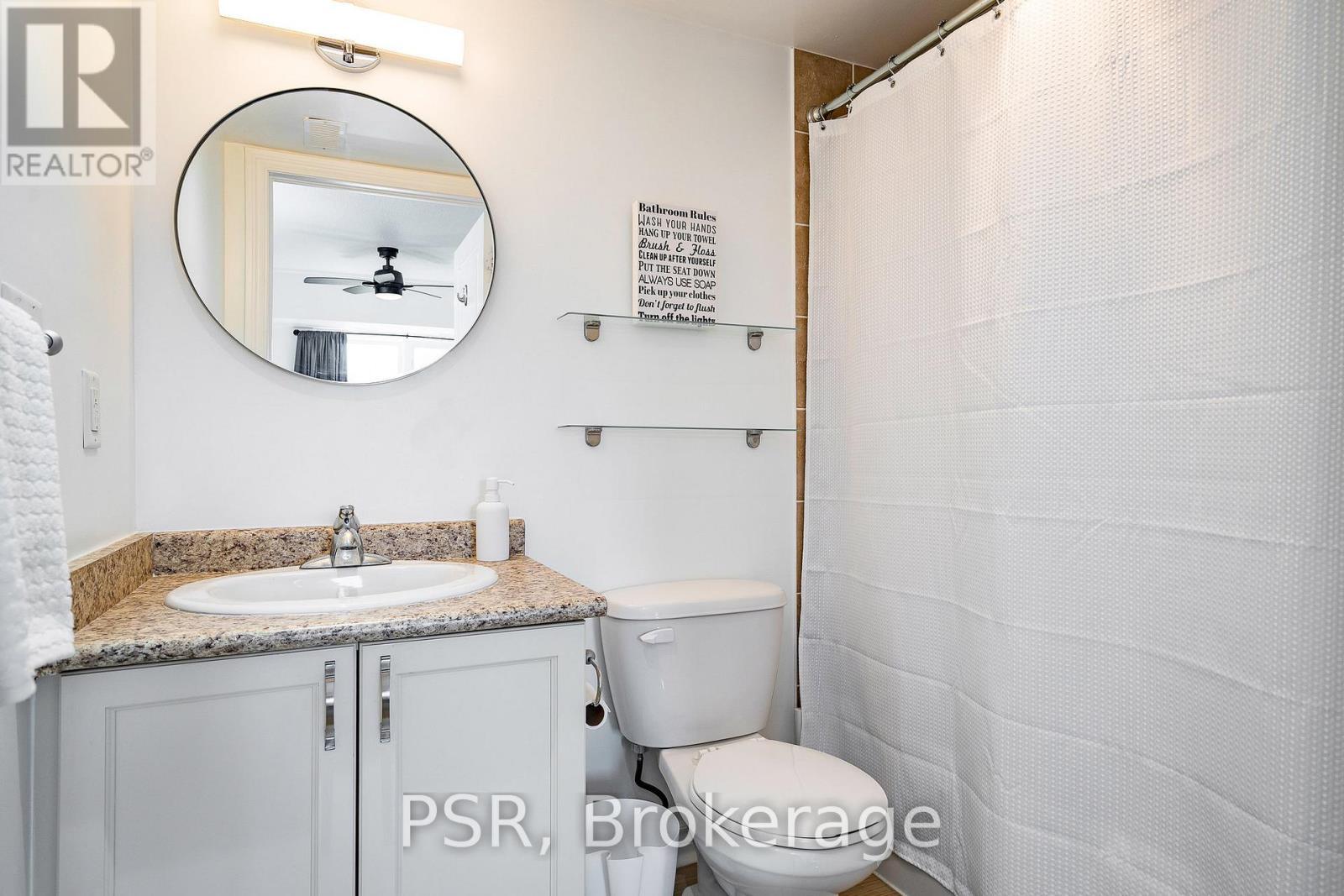 204 - 8 Brandy Lane Drive, Collingwood, ON - Indoor Photo Showing Bathroom