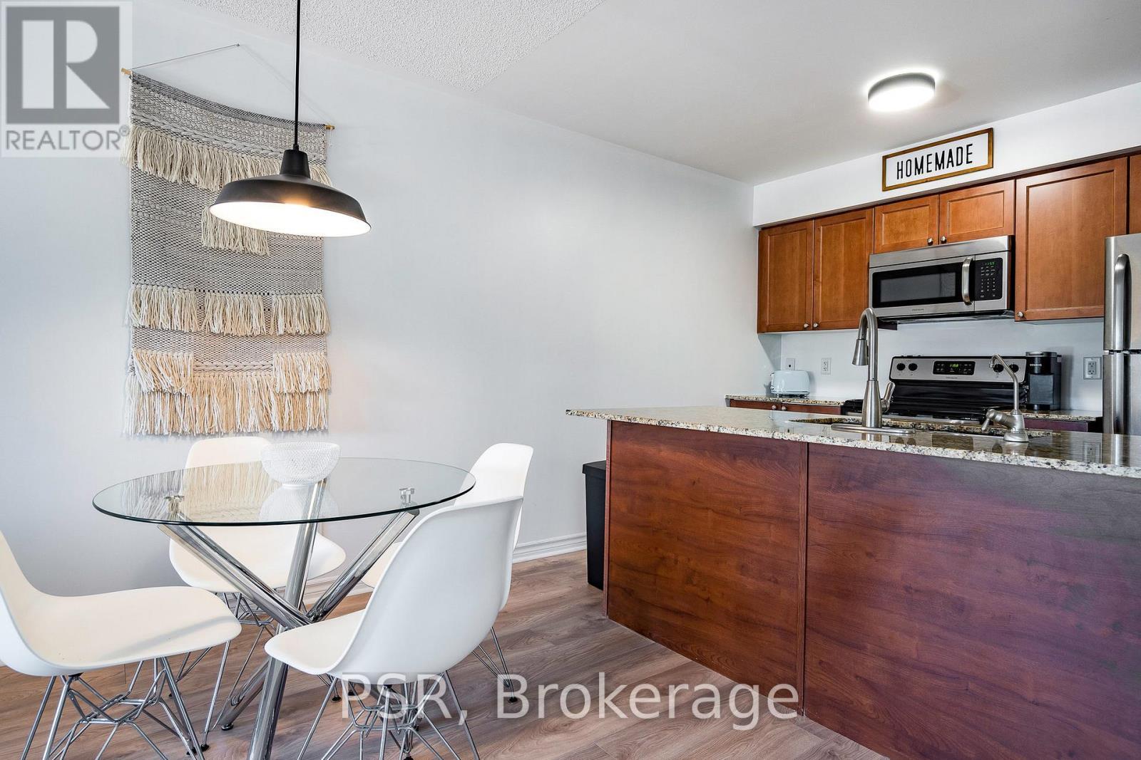 204 - 8 Brandy Lane Drive, Collingwood, ON - Indoor