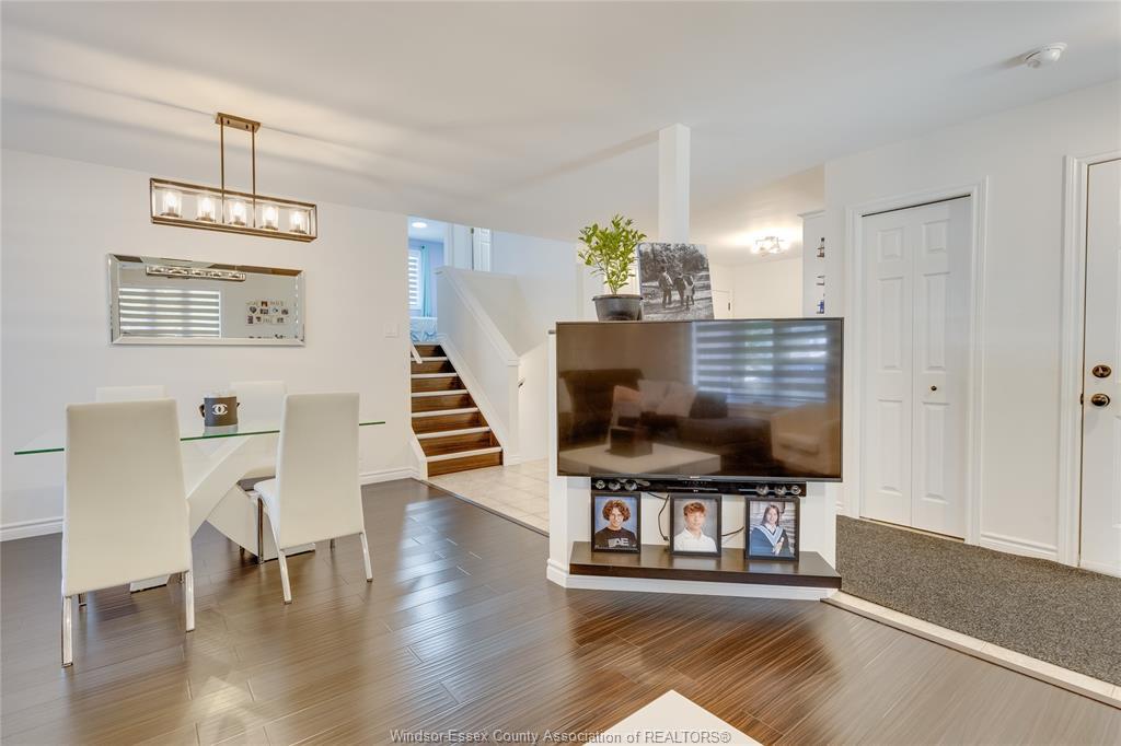 2446 Gatwick Avenue, Windsor, ON