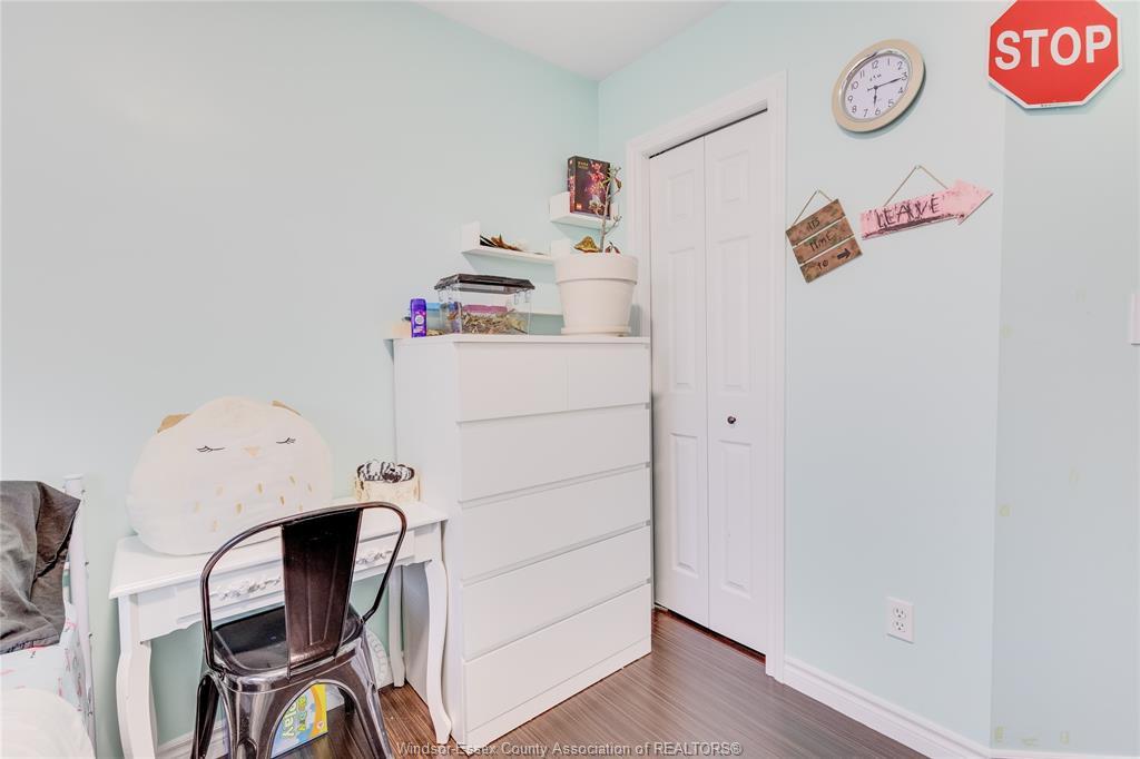 2446 Gatwick Avenue, Windsor, ON