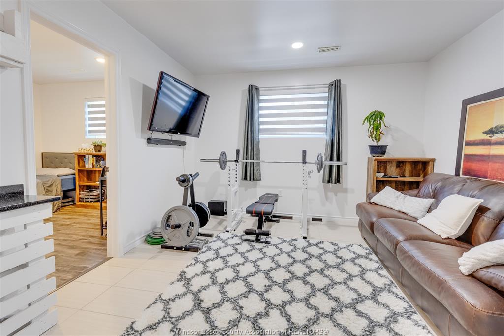 2446 Gatwick Avenue, Windsor, ON