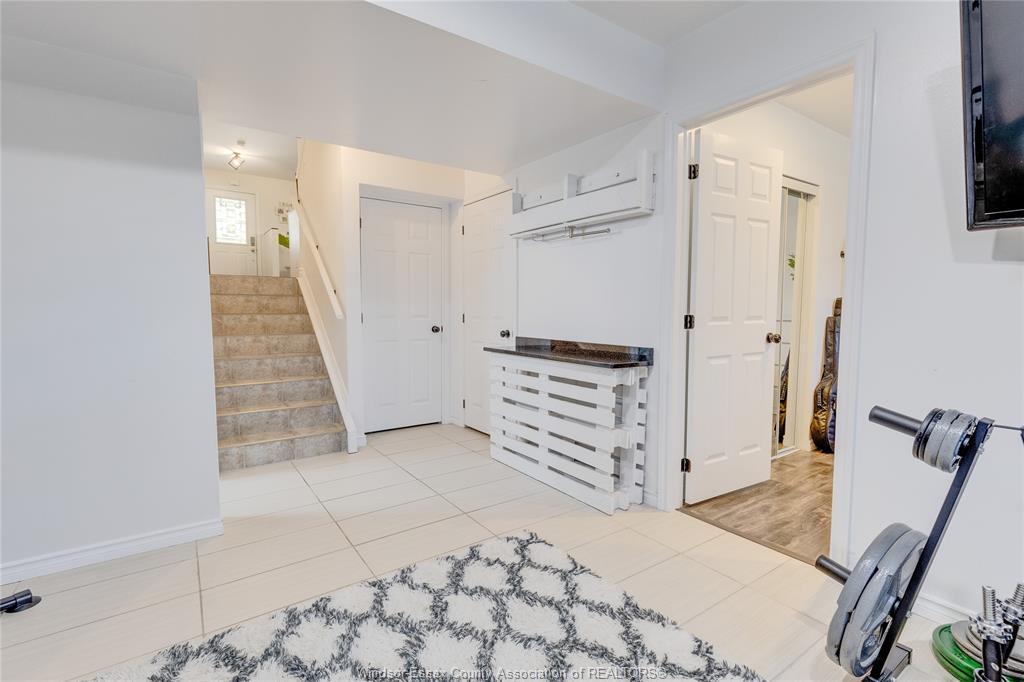 2446 Gatwick Avenue, Windsor, ON