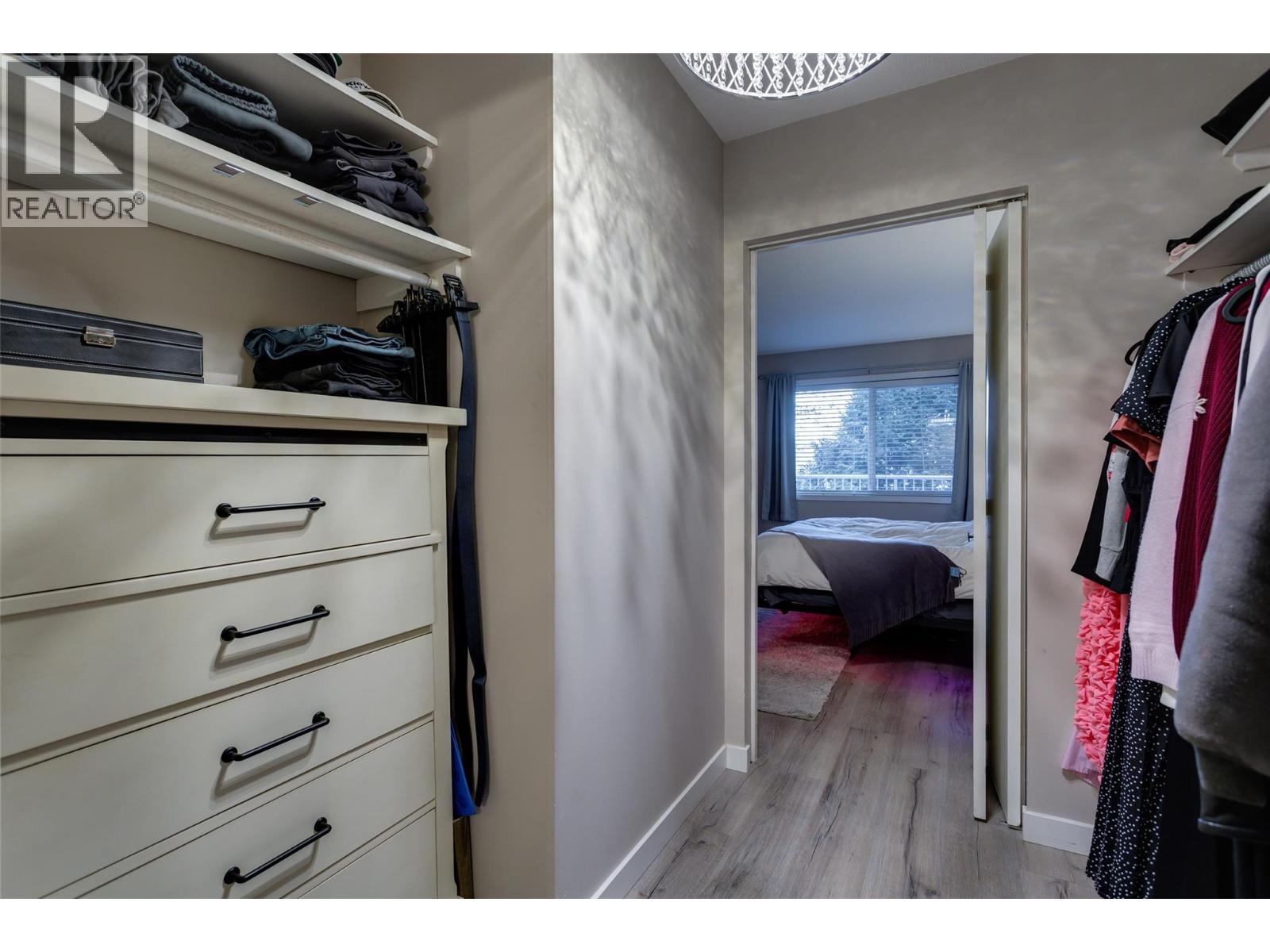 400 Sutton Crescent Unit# 110, Kelowna, BC - Indoor Photo Showing Other Room