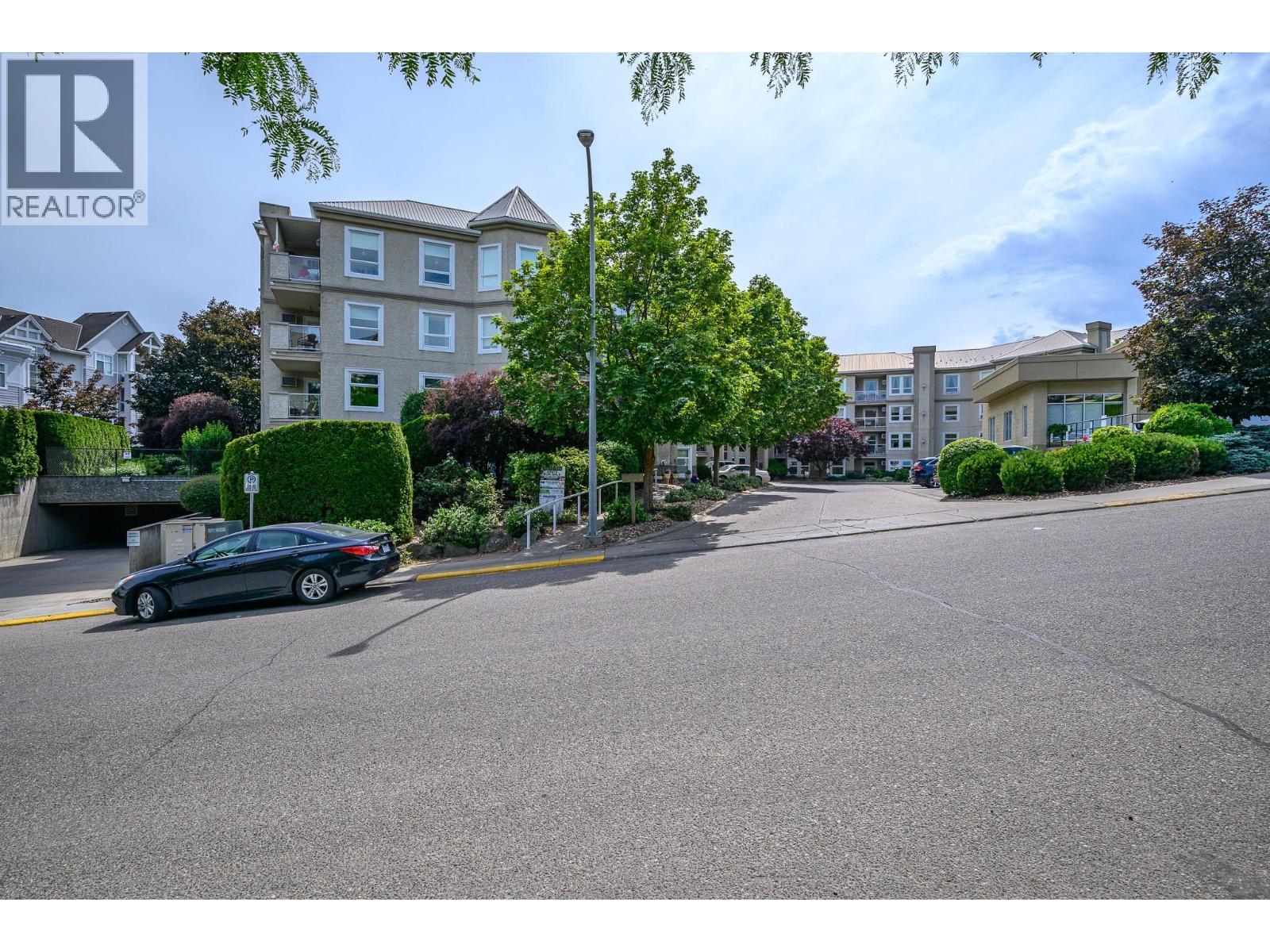 3300 Centennial Drive Unit# 213, Vernon, BC - Outdoor With Facade