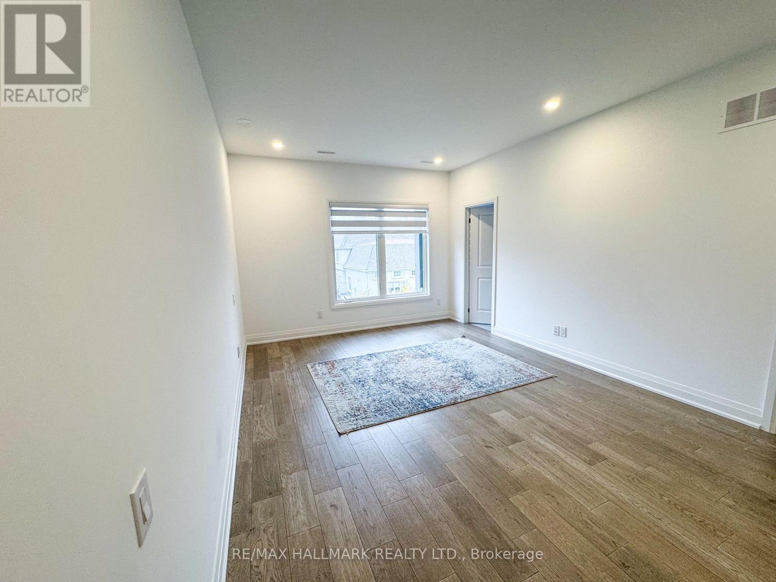 22 Direzze Court, Richmond Hill, ON - Indoor Photo Showing Other Room