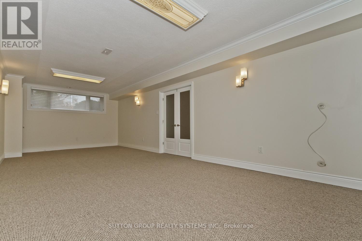 36 Doddington Drive, Toronto, ON - Indoor Photo Showing Other Room
