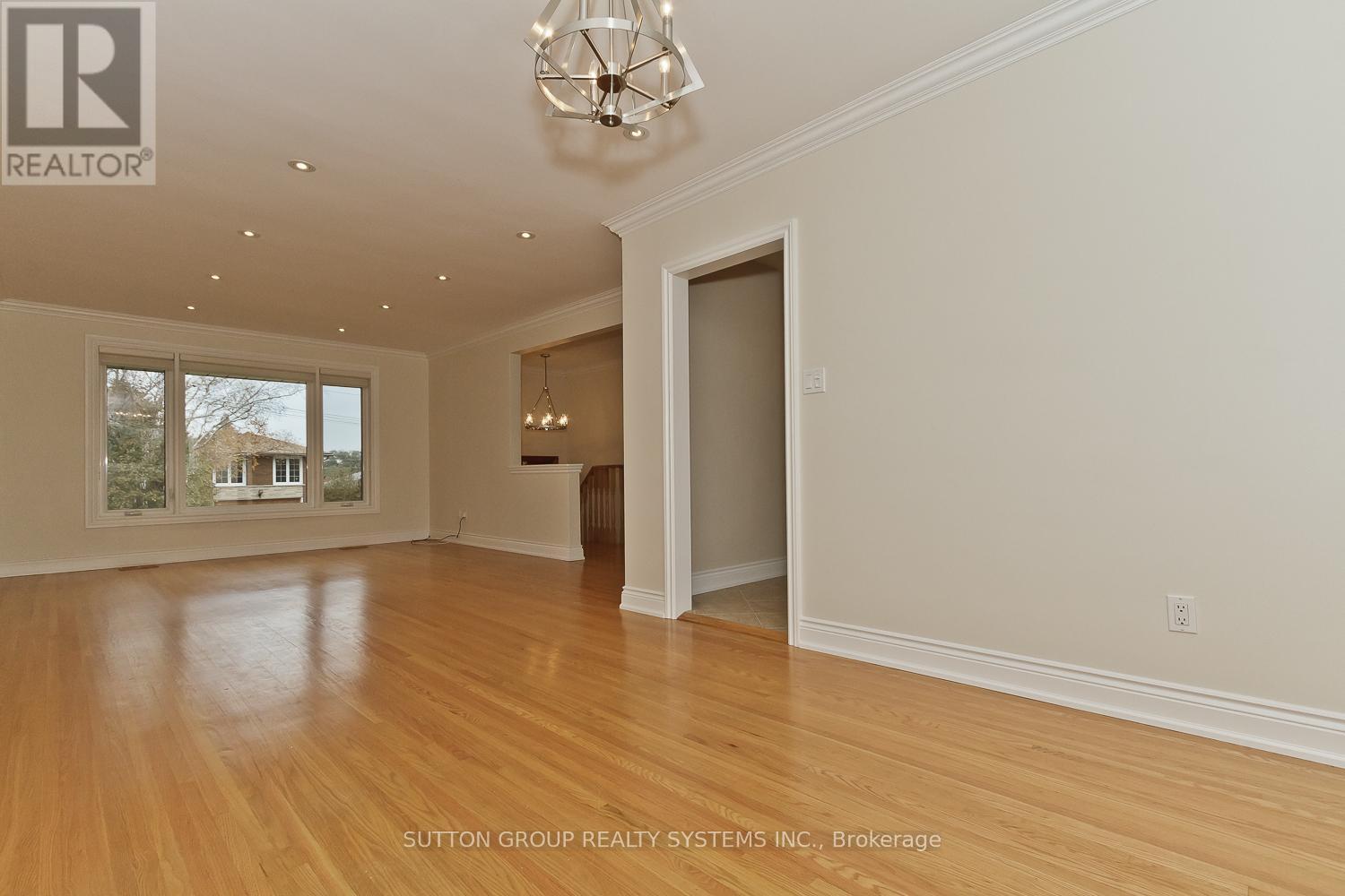 36 Doddington Drive, Toronto, ON - Indoor