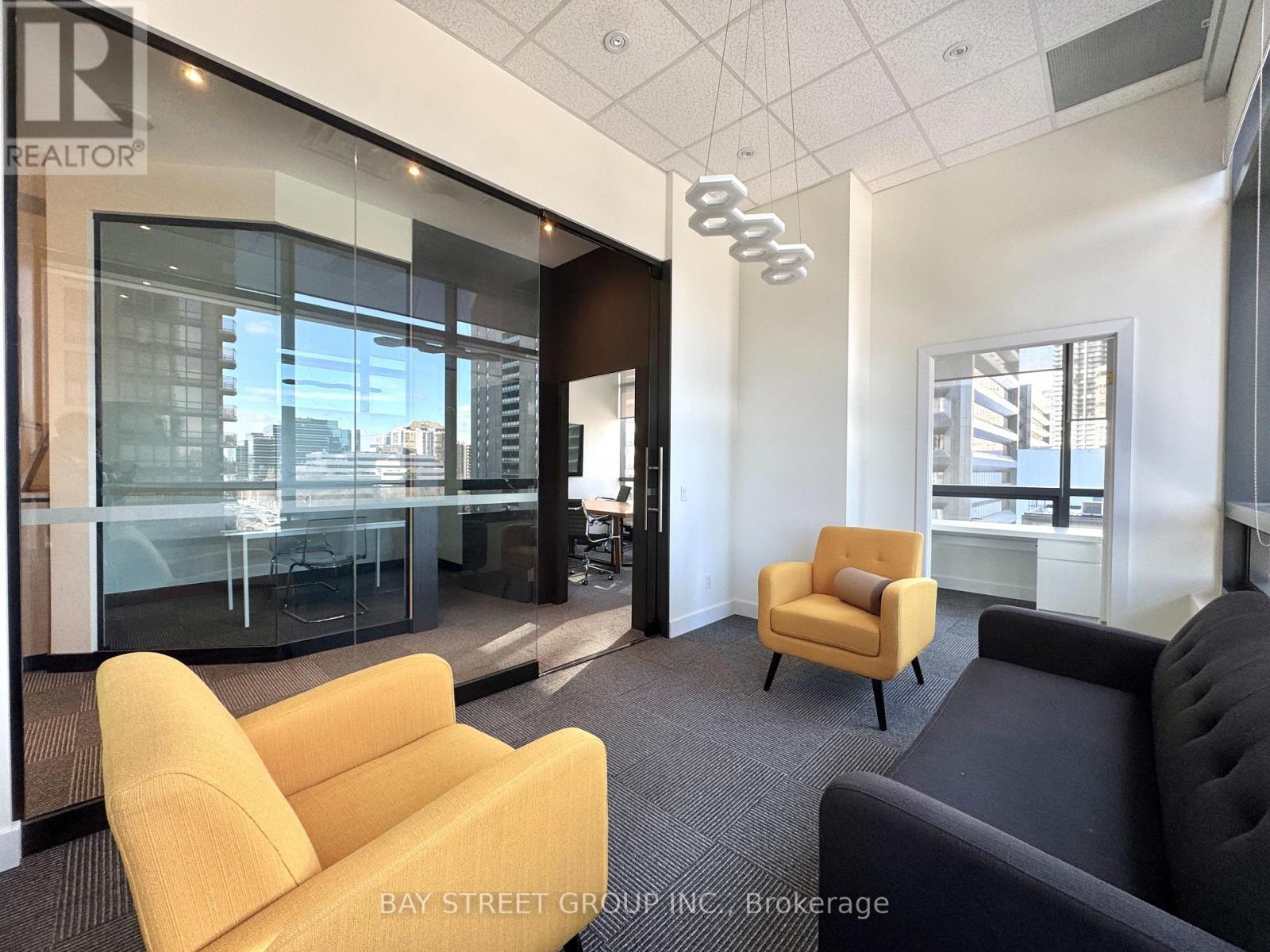 403 - 4789 Yonge Street, Toronto, ON