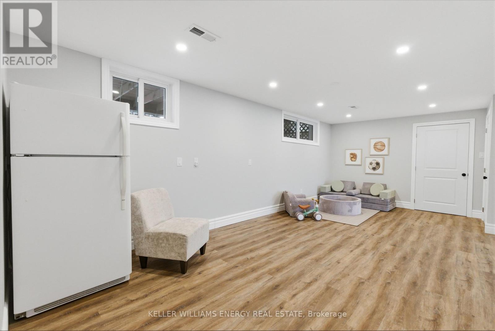 307 Fleetwood Road, Kawartha Lakes (Manvers), ON - Indoor