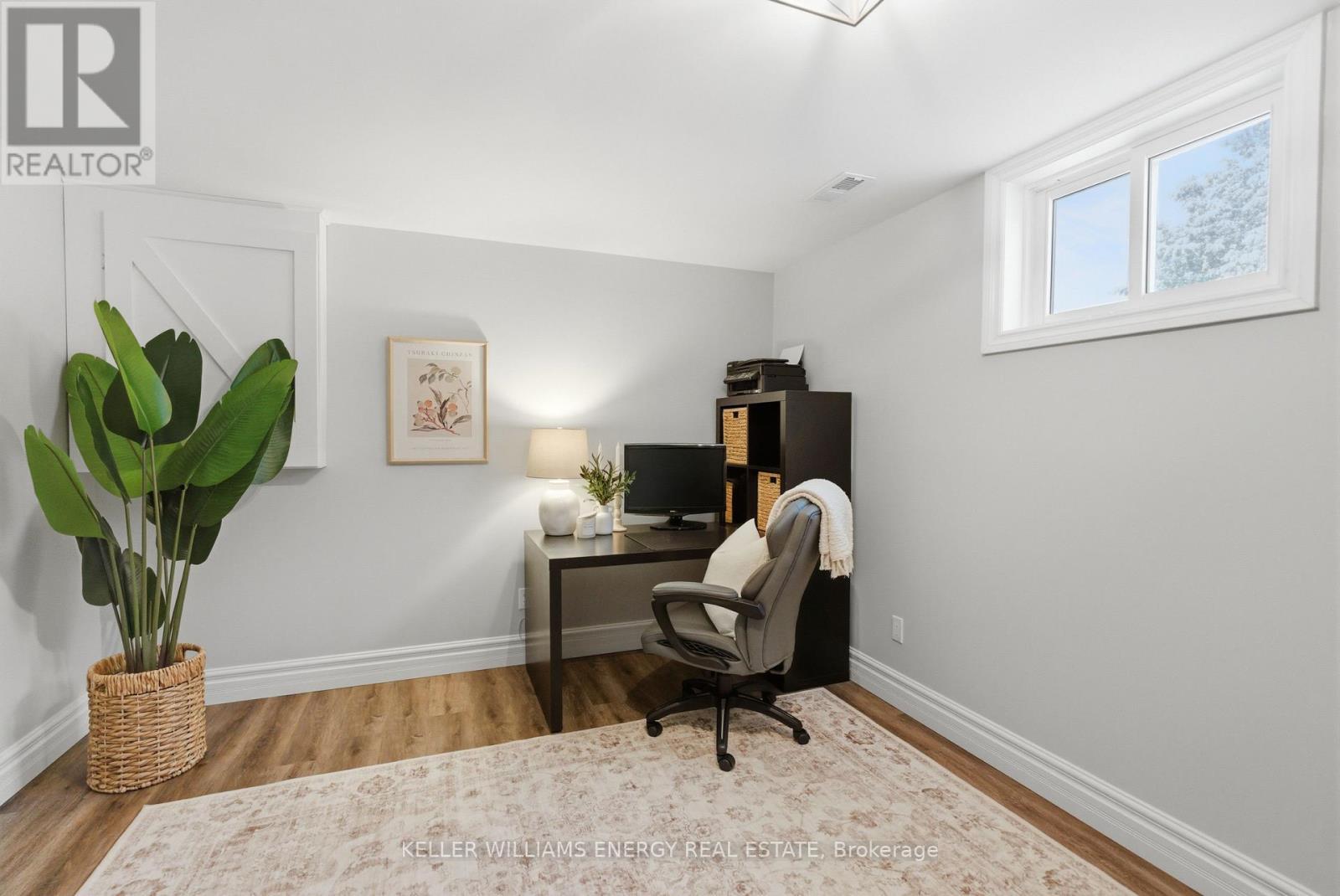 307 Fleetwood Road, Kawartha Lakes (Manvers), ON - Indoor Photo Showing Office