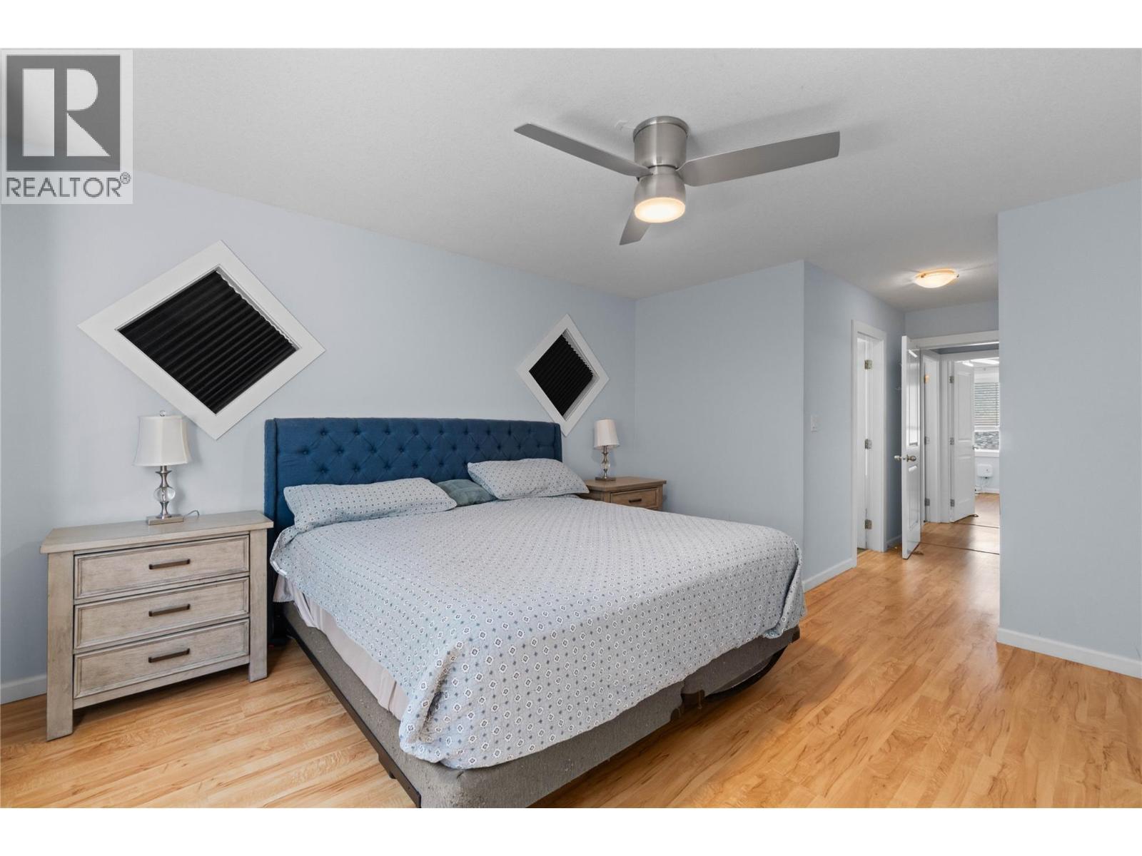 801 20 Street Ne Unit# 27, Salmon Arm, BC - Indoor Photo Showing Bedroom