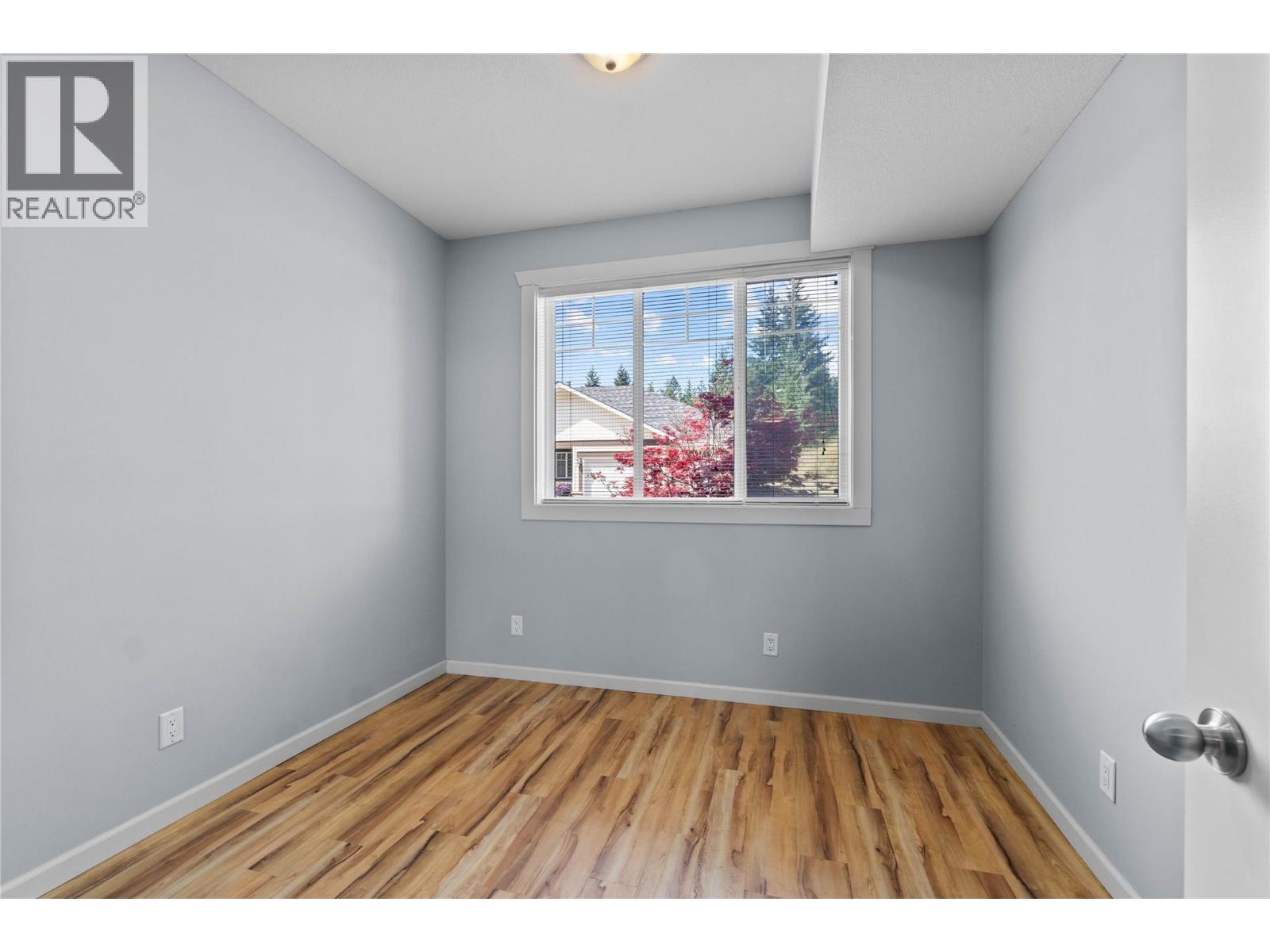 801 20 Street Ne Unit# 27, Salmon Arm, BC - Indoor Photo Showing Other Room