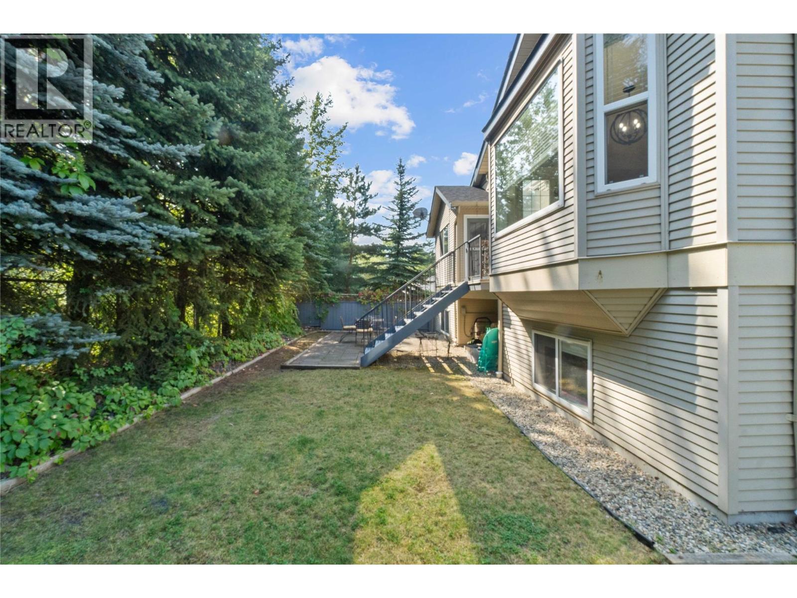 801 20 Street Ne Unit# 27, Salmon Arm, BC - Outdoor