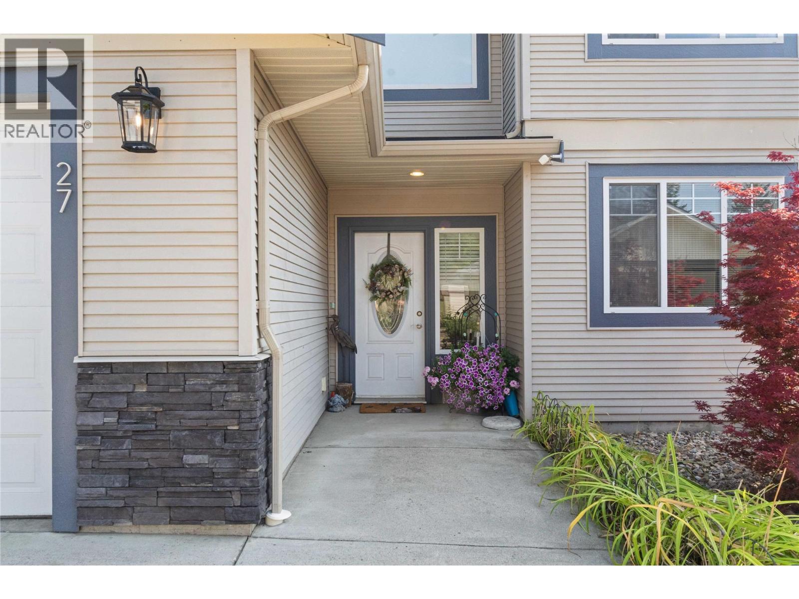 801 20 Street Ne Unit# 27, Salmon Arm, BC - Outdoor With Exterior