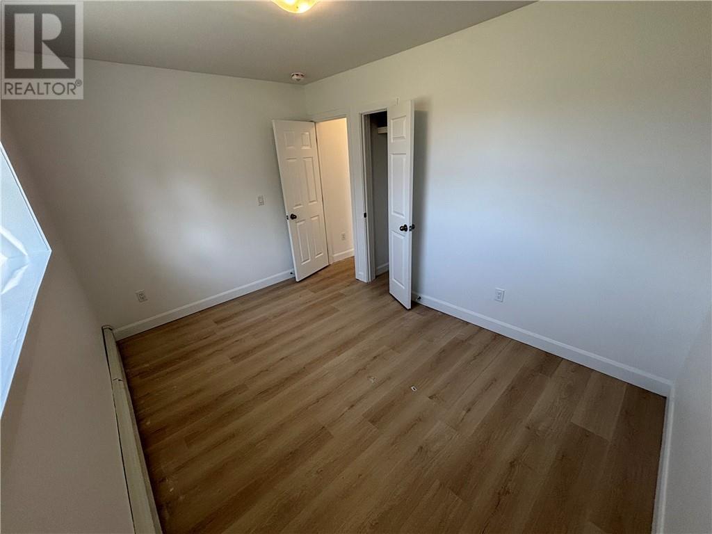 101 Service Road Unit# 1, Onaping, ON - Indoor Photo Showing Other Room