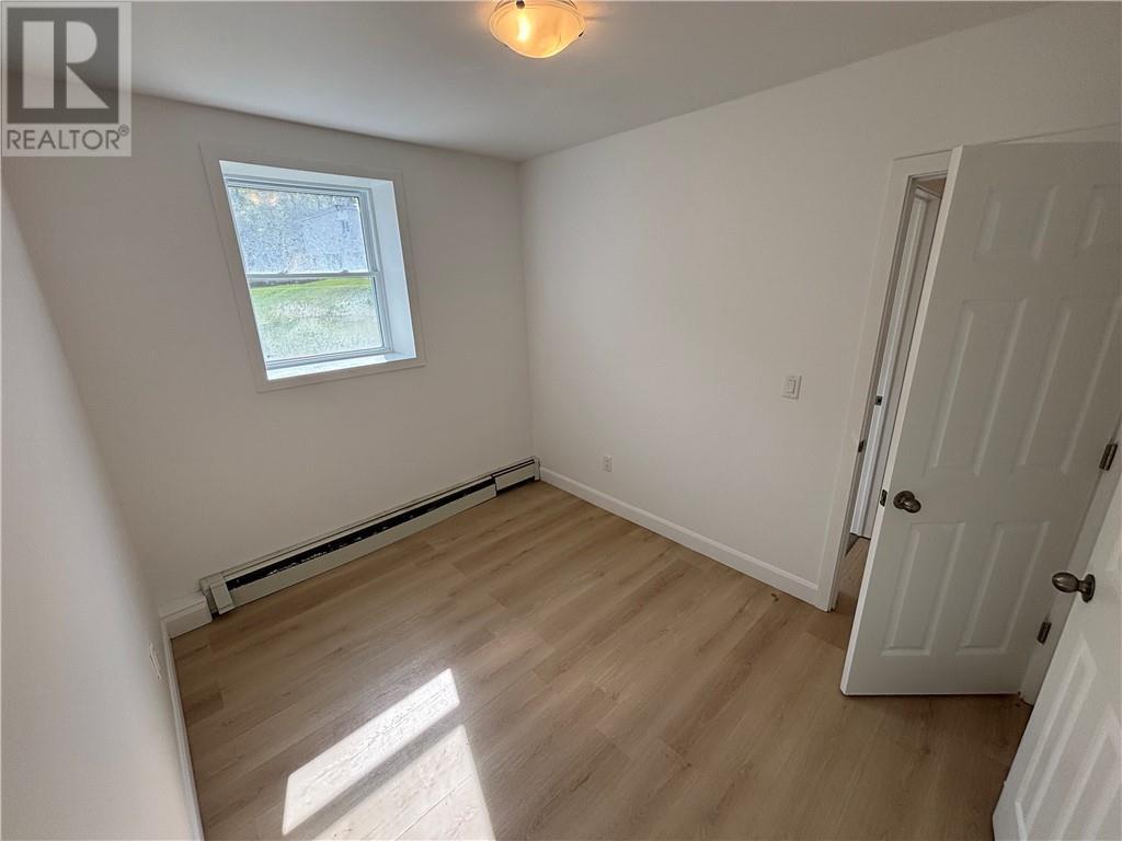 101 Service Road Unit# 1, Onaping, ON - Indoor Photo Showing Other Room