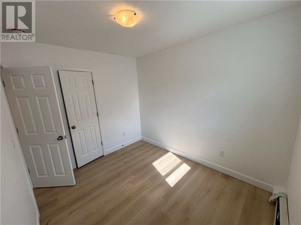 101 Service Road Unit# 1, Onaping, ON - Indoor Photo Showing Other Room