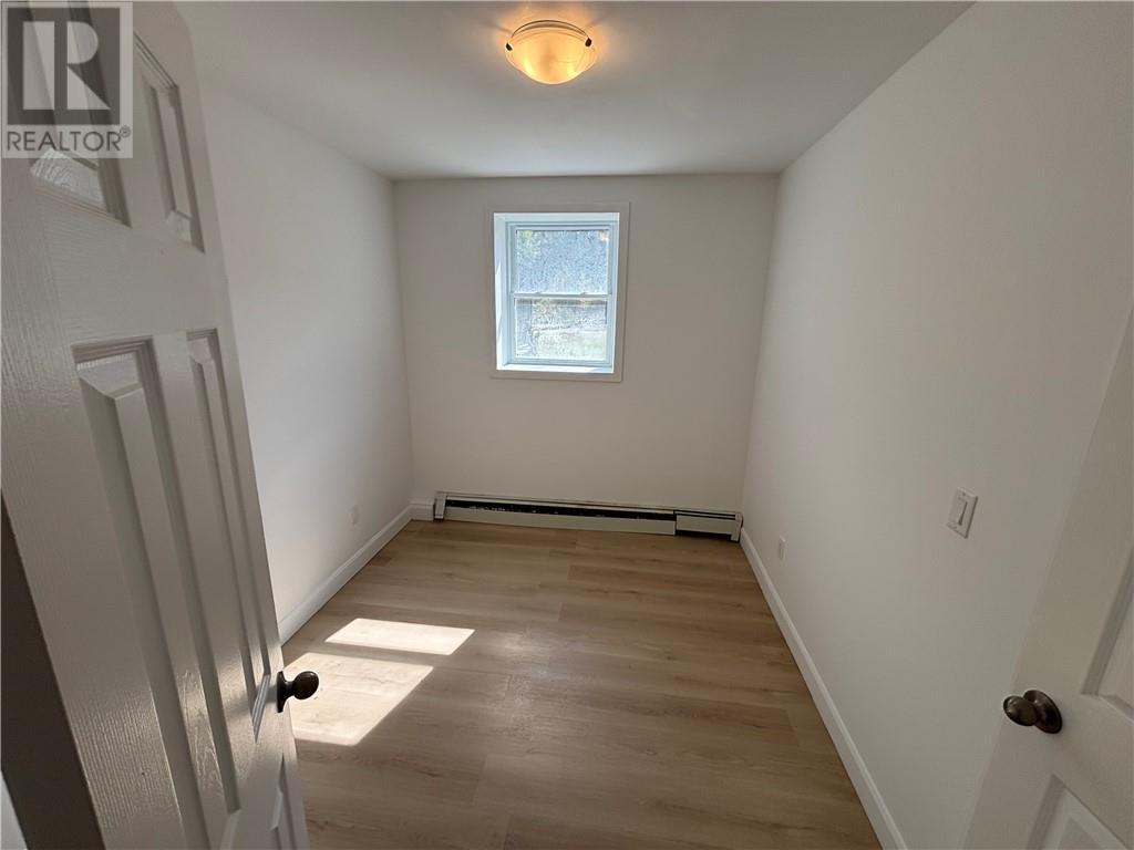 101 Service Road Unit# 1, Onaping, ON - Indoor Photo Showing Other Room