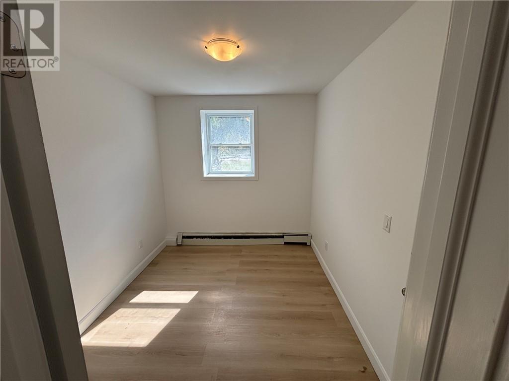 101 Service Road Unit# 1, Onaping, ON - Indoor Photo Showing Other Room