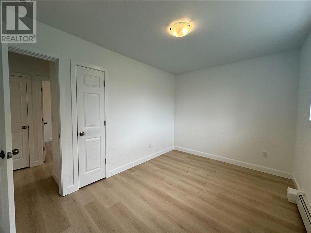 101 Service Road Unit# 1, Onaping, ON - Indoor Photo Showing Other Room