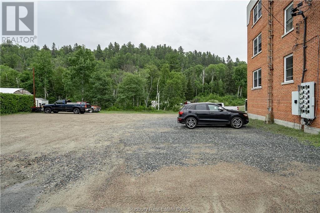 101 Service Road Unit# 1, Onaping, ON - Outdoor